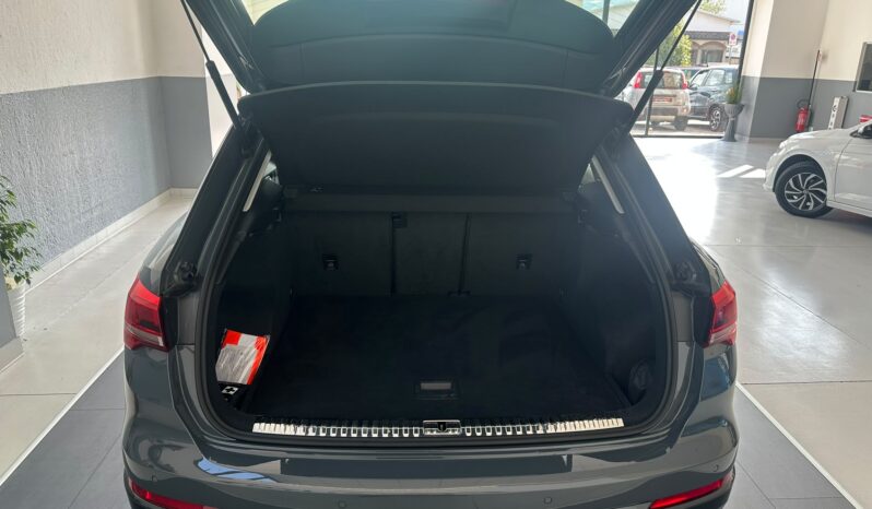 
								Q3 35 TDI quattro S tronic Business Advanced full									