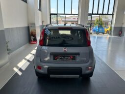 
										Fiat panda 1.0 Benzina/Hybrid 69CV E6 full									