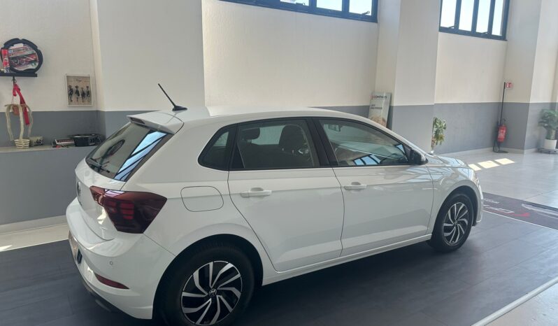 
								Volkswagen Polo 1.0 benzina 95CV E6 full									