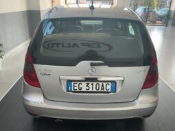 
										Mercedes-Benz Classe A 180 CDI Avantgarde full									