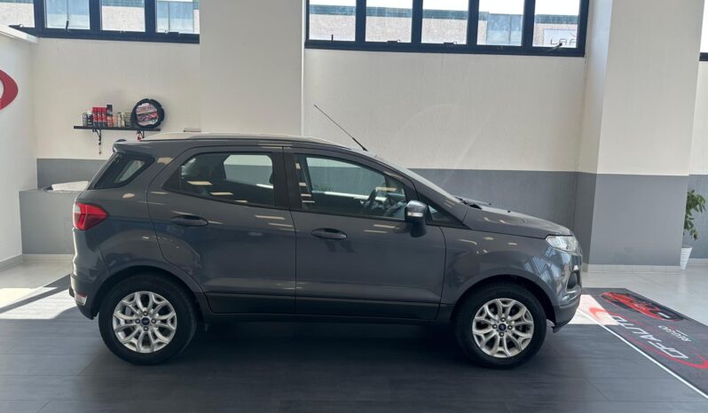 
								Ford EcoSport 1.5 TDCi 95 CV Titanium S full									